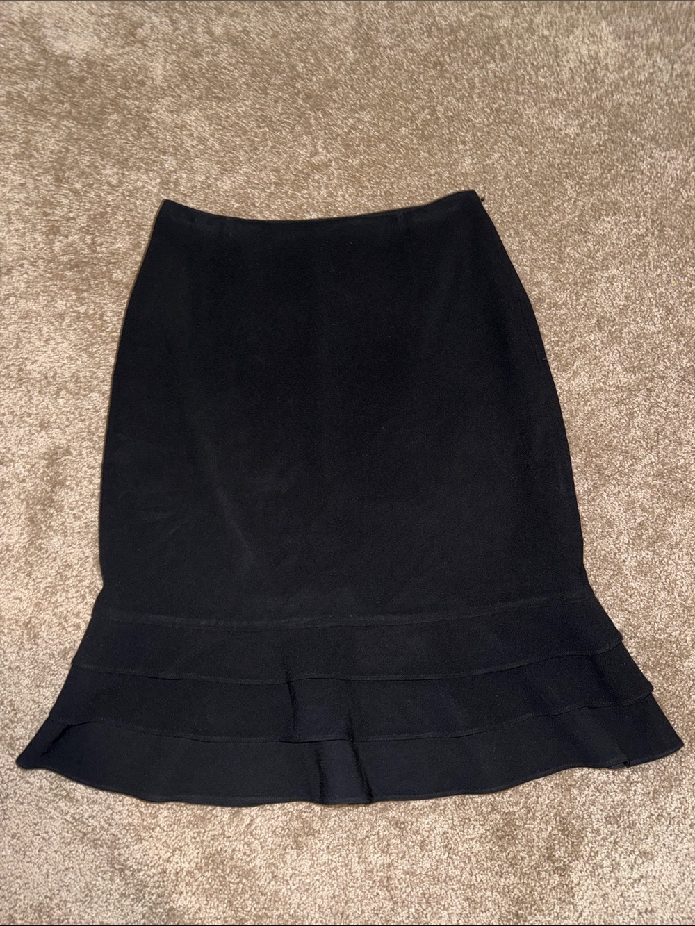 Ann Taylor Black Pencil Skirt with Ruffle Hem - size 2